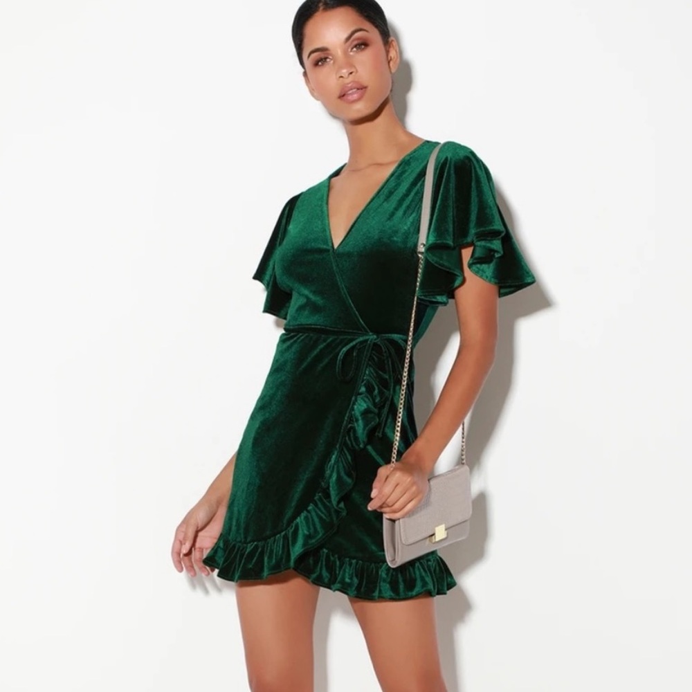 Lulu’s velvet green wrap dress